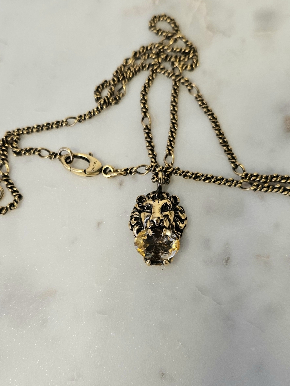 ✨️ GUCCI Lion Head Pendant Necklace with Rare Stone ✨️ - Picture 10 of 10